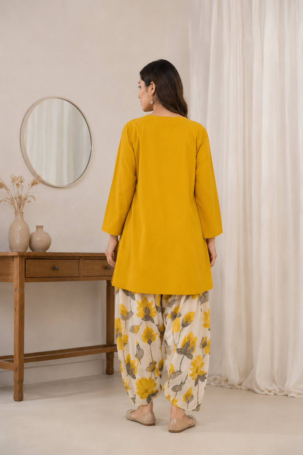 Yellow cotton kurta with printed cotton flex farsi